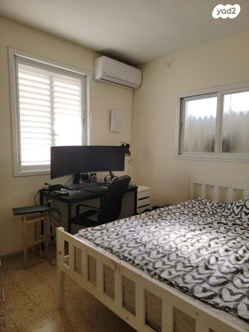 דירה, דרך זאב ז'בוטינסקי 54, שכונת חשמונאים, מרכז העיר א, רמת גן