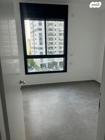 דירה, דרך ששת הימים 16, רחובות הצעירה, רחובות