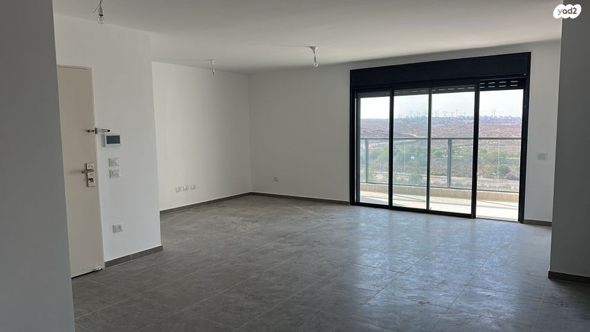 הרב שלום שבזי 215