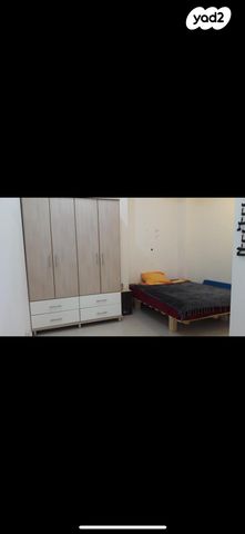 יחידת דיור, בארי 12, מרכז הישוב, גני תקווה