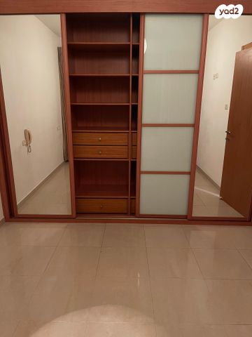 דירה, משה קול 1, המשתלה, תל אביב יפו