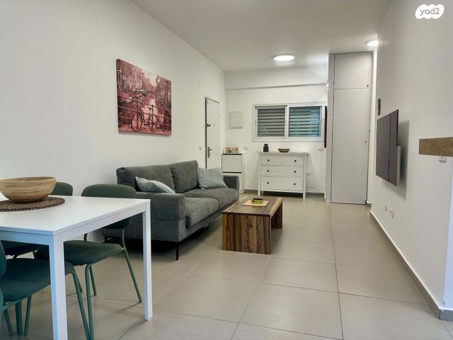 סאבלט, ברכה פולד 3, הצפון הישן - דרום, תל אביב יפו