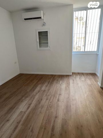 דירה, קריניצי 60, שכונת יהלום, מרכז העיר ב, רמת גן