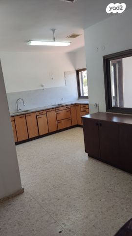 בית פרטי/ קוטג', הפלמ"ח 27, שאר העיר, קדימה צורן