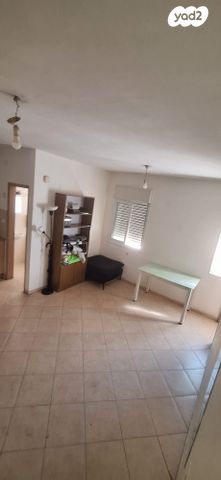 דירה, הרב פנחס קהתי 10, גבעת שאול, ירושלים