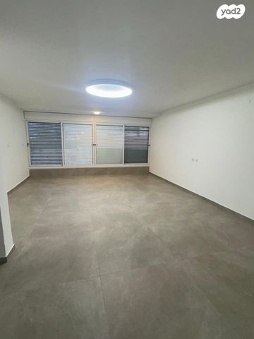 דירה, וולפסון 28, עיר, מרכז העיר, נהריה