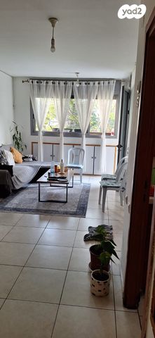 דירה, מירון 12, נווה שאנן, תל אביב יפו