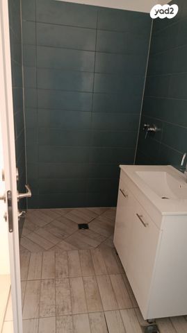 דירה, לשם 47, שאר העיר, אריאל