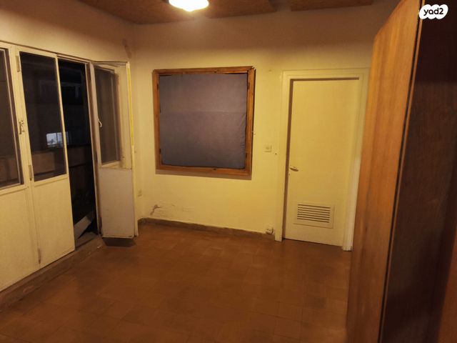 דירה, בן יהודה 14, מרכז העיר, ירושלים