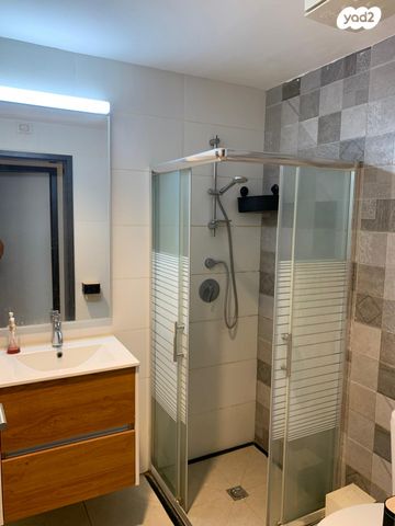 דירה, עין דור 11, שער פלמר, תחנת רכבת השמונה, חיפה