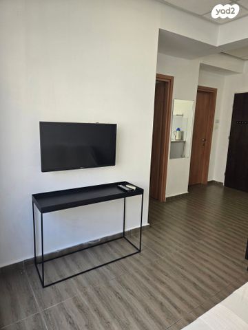 דירה, כיאט 1, שער פלמר, תחנת רכבת השמונה, חיפה