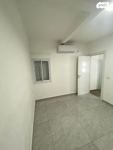 דירה, רוטשילד 51, עמידר, בת ים