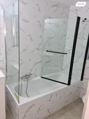 דירה, אריק איינשטיין 16, הכרם ג', עכו