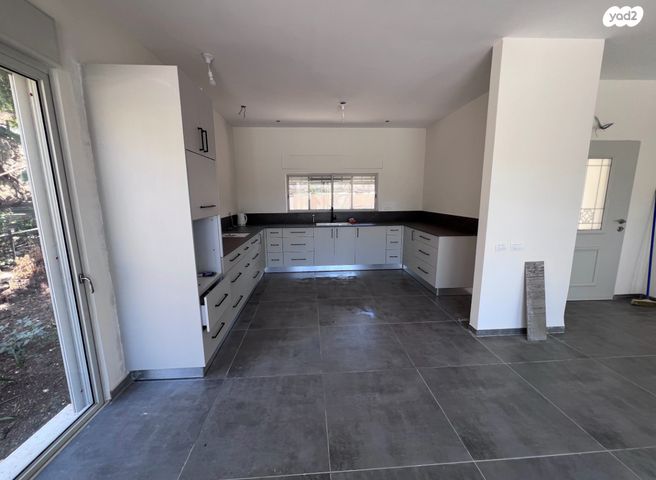 בית פרטי/ קוטג', הכרמל 15, קרית עמל, קרית טבעון