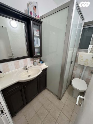 דירה, ניצנה 11, ניצנה, בת ים