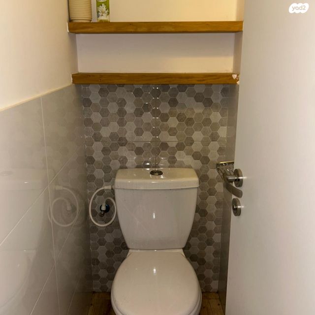 דירה, יצחק שדה 9, יצחק שדה, אזור