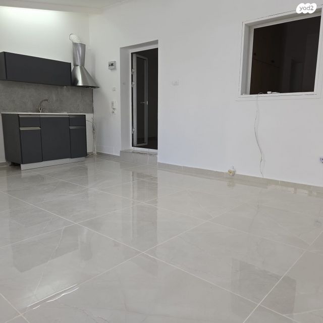 דרך יצחק רבין 8