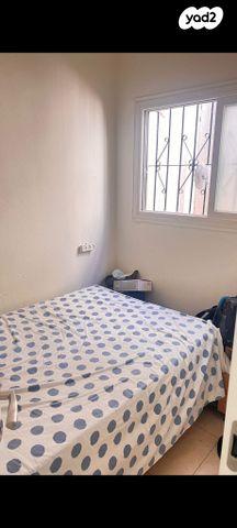 דירה, משה שרת 14, לב העיר, בת ים