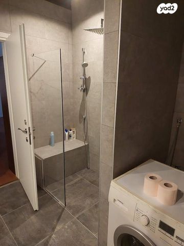 בית פרטי/ קוטג', הבוסתן 1, צפרירים, צפרירים