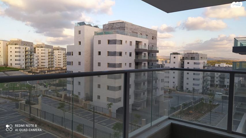 דירה, חברותא 2, בצוותא, חריש