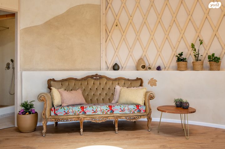 מפרץ חנייה 1