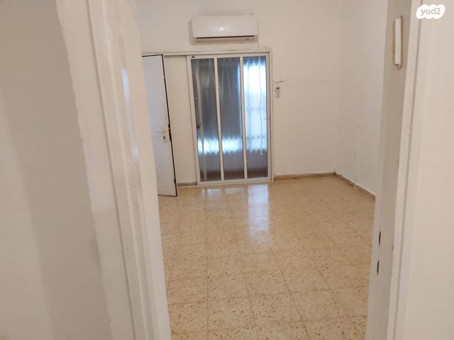 דו משפחתי, סתיו 4, מגדיאל, הוד השרון