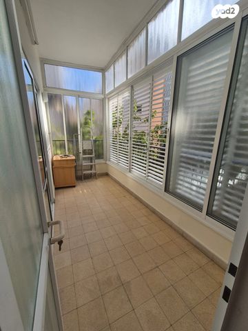 דירה, חרושת 4, נחלת גנים, רמת גן