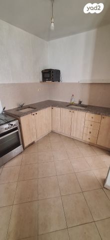 דירה, הרב פנחס קהתי 10, גבעת שאול, ירושלים