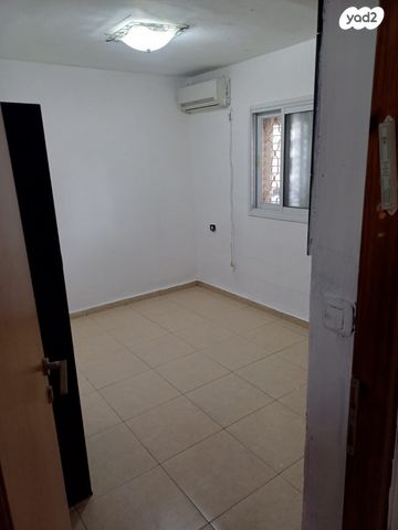 דירה, מבוא ישעיהו 5, הנביאים, קרית גת