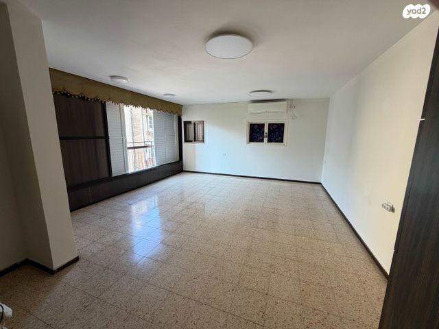 דירה, סירקין 35, פועלי הרכבת, גבעתיים