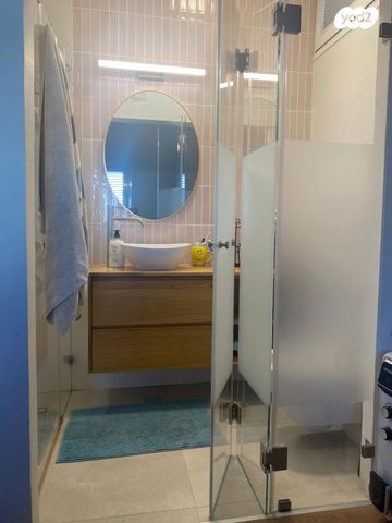 גג/ פנטהאוז, נחשון 9, מרכז, כפר סבא