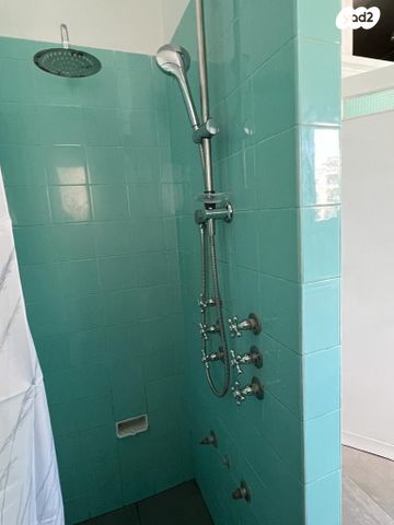 דירה, קריניצי 60, שכונת יהלום, מרכז העיר ב, רמת גן