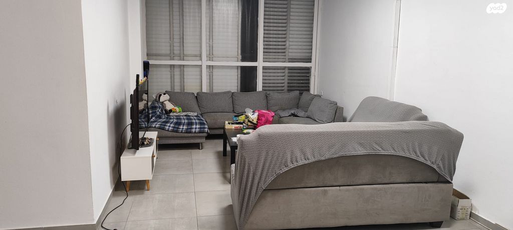 דירה, שער האריות 8, קרית שרת מזרח, חולון