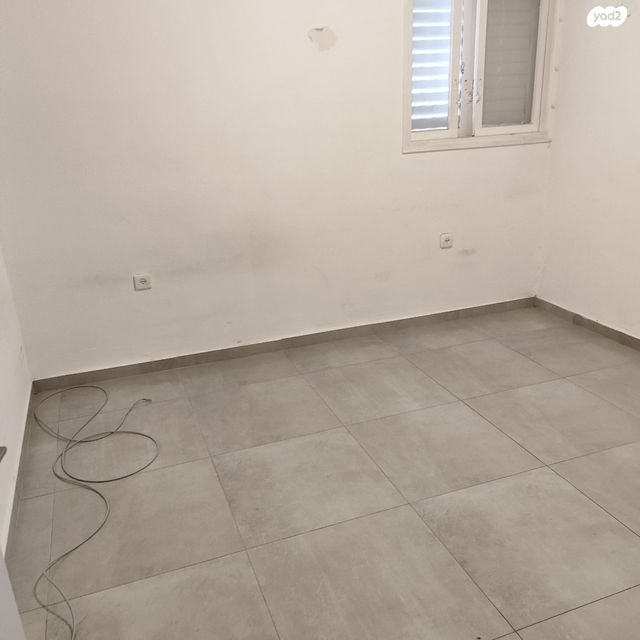 דירה, שער האריות 8, קרית שרת מזרח, חולון