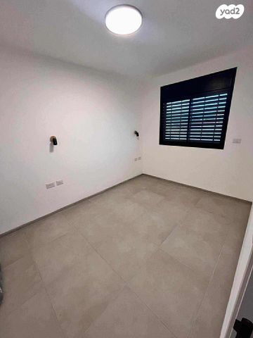 יחידת דיור, כנרת 1, לבנים, לבנים