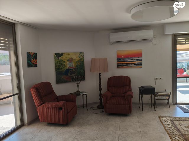 גג/ פנטהאוז, ברנשטיין 29, נווה הדרים, ראשון לציון