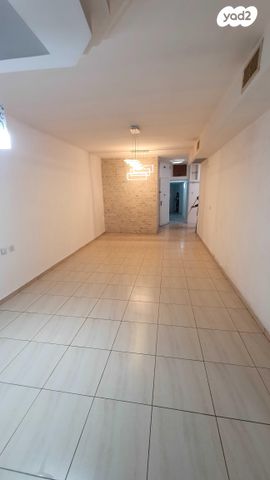 דירה, בר אילן 30, נווה דוד רמז, רעננה