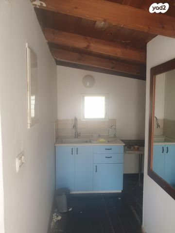 יחידת דיור, הר ארבל 1, לבנים, לבנים