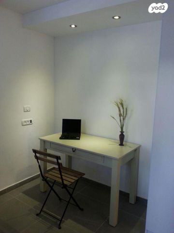 יחידת דיור, ענבר 17, אלונים, שוהם