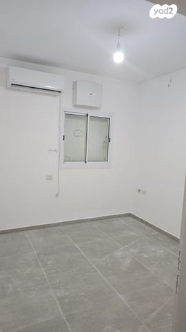 דירת גן, הרב שך 44, רמת שלמה, ירושלים