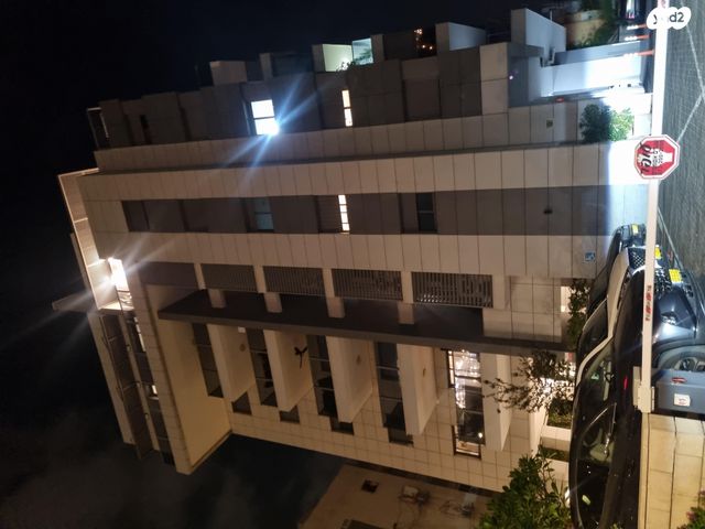 דירה, דרך מגדיאל 17, שאר העיר, הוד השרון