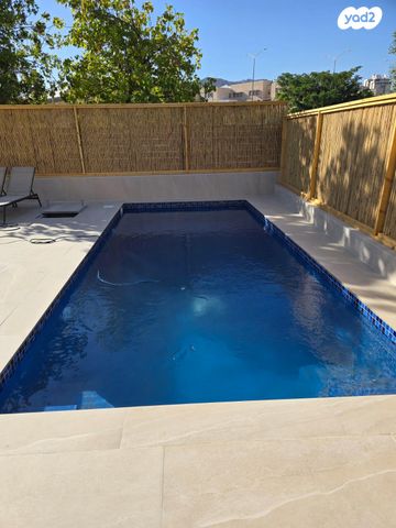 סאבלט, הצפצפה 13, גנים א', אילת