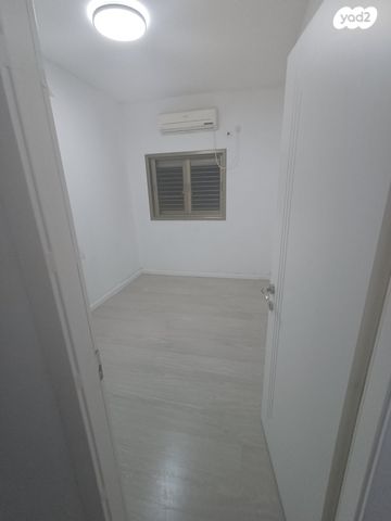 דירה, בר אילן 30, נווה דוד רמז, רעננה