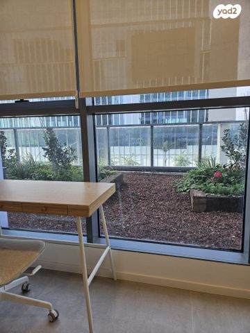 משרדים, הנופר 2, אזור תעשייה קרית אתגרים, רעננה