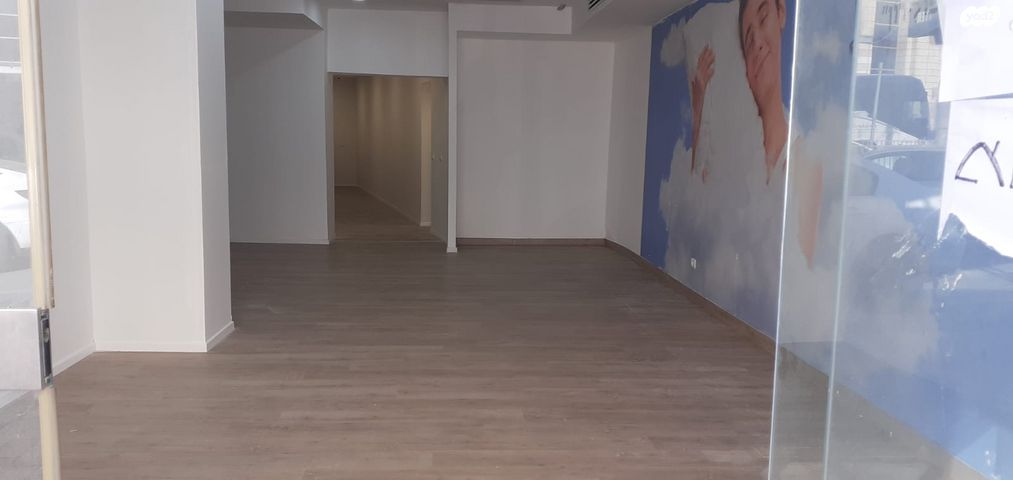 חנויות/ שטח מסחרי, שדרות הרצל 118, העיר העתיקה - מזרח, רמלה