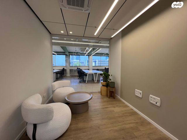 משרדים, בית עובד 8, מונטיפיורי, הרכבת, תל אביב יפו