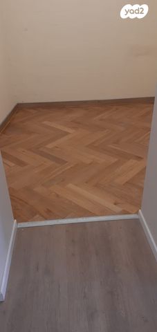 חנויות/ שטח מסחרי, שדרות הרצל 118, העיר העתיקה - מזרח, רמלה