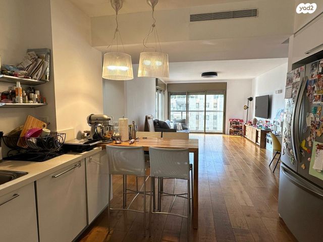 דירה, נווה גן, רמת השרון