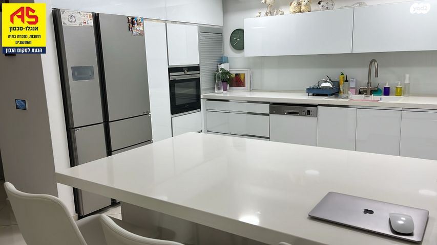 גג/ פנטהאוז, הרב יעקב ברמן, רחובות