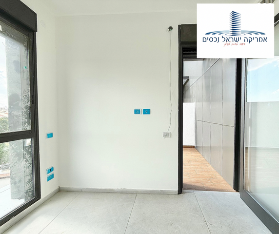 גג/ פנטהאוז, הרצליה הירוקה, נווה עובד, הרצליה